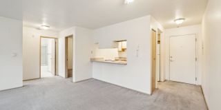 University Court Apartments Gallery 24