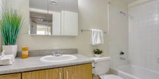 Summer Entrada Apartments Gallery 18