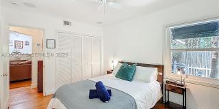 1419 NE 4th Ct Gallery 20