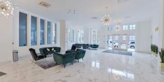 Liberty Square I Gallery 8