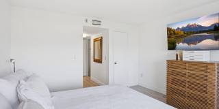 1516 S Lakeside Drive Gallery 21