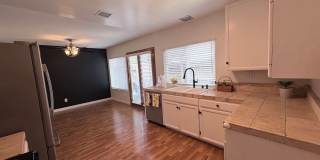 Light-Filled 3-Bedroom Home in Desirable Agoura Hills Community Gallery 3