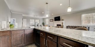 WatersEdge Denton Apartments Gallery 10