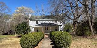 Farmhouse on 5 acres in Northern Greenville County with room for 2 horses and small farm animals! Gallery 1