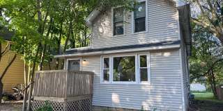 757 Sinclair NE - FREE OCTOBER RENT Gallery 1