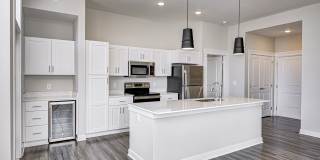 Wheelhouse Apartments on the Monon Gallery 14