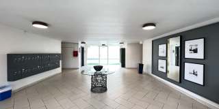 Tarzana Five Apartments Gallery 10