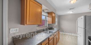 5458 5th Ave Gallery 8