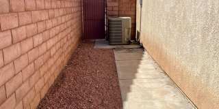 Pool Home in Victoria Meadows Gallery 35