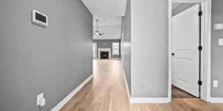 Pet Friendly Three Bedroom! Gallery 6