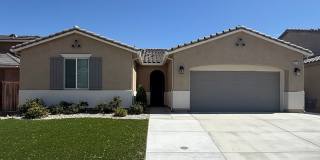 Rosamond 4 Bedroom + 3 Bathroom ! Gallery 1
