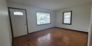 6320 Arthur Avenue Gallery 3