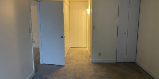COPLEY SQ ..NU AND BERKLEE,  LUX 3 bed 2 bath , ROOF TOP POOL, Gym, doorman Students okj Gallery 5
