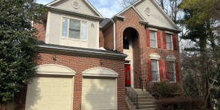 Spacious and Gracious, Close to EVERYTHING! Gallery 1