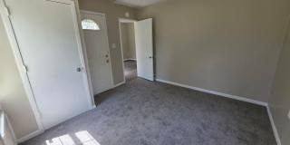 4 bedroom/2 bath home Gallery 1