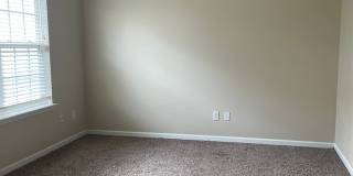 Beautiful Townhome in Ballantyne Gallery 23