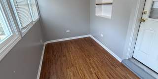 639 North Sawyer Avenue Gallery 9