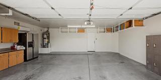 12926 W Cheery Lynn Road Gallery 31