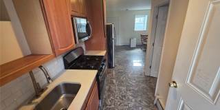 28 Hasbrouck Street Gallery 1