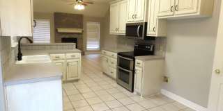 COMING SOON! Whitehouse! Gorgeous 4 Bedroom, 2 Bath Home Gallery 10