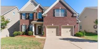 Community Pool & Bedroom on 1st Floor (fenced backyard) Gallery 1