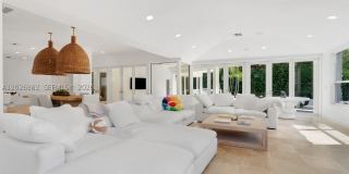 7155 E Lago Dr Gallery 2