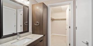 AMLI at Uptown Gallery 13