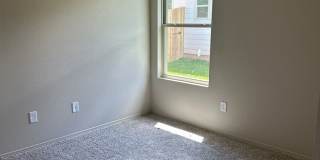 Bryan - BRAND NEW HOUSE -3 bedrooms / 2 bath / 2 car garage with fenced in yard. Gallery 15