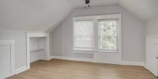 Move fast on this one. Apply within 24 hours of your showing and lock in $250 off your monthly rent for the entire 12 month term!!! Gallery 28