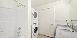 Green Lake Village Gallery 51