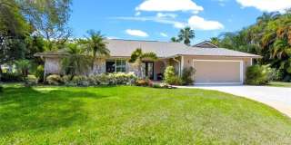 3074 NE Loquat Lane Gallery 1