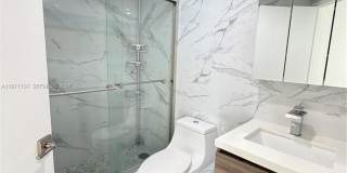 8290 Lake Dr Gallery 10