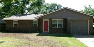 Welcome Home! 106 Elk Dr. | Cache, OK NO PETS Gallery 1