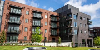 The Hamilton and Hume House Apartments Gallery 2