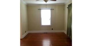 207 Poplar Avenue Gallery 18