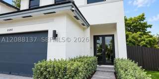 23185 SW 117th Path Gallery 1