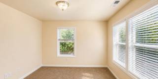 827 Blackberry Ln Gallery 14