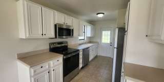 Cozy 3BR 1BA House Near Buckingham Area RECENTLY REDUCED! Gallery 12