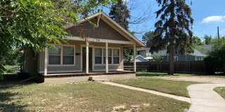 STUDENTS WELCOME! Charming 3 Bed 2 Bath Single Family Home in Old Town Gallery 1