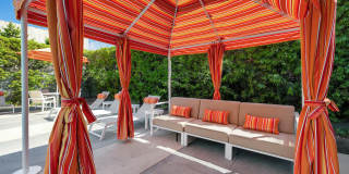 Wilshire Vermont Gallery 3