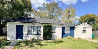 Super Cute 3/2 Close to Downtown! Gallery 1