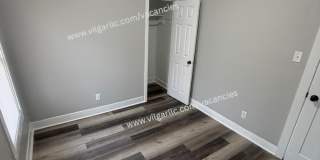 FOR RENT — SPACIOUS 3 BED / 1 BATH HOME Gallery 14