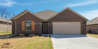 New Beginnings Start with AMRR: Spacious 3 Bedroom new build in Siloam Springs! Gallery 1