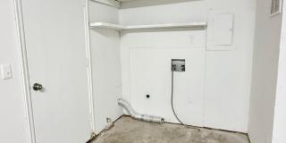 Beautifully Updated 2BD 1BA, Two-Story Duplex in Yukon!!! Gallery 11