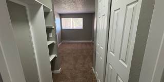 Mountain Pointe Apartments Gallery 10