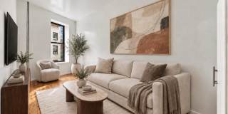 117 Perry Street Gallery 1