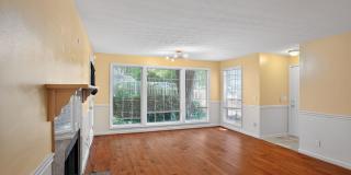 Charming 2BR Condo in Sandy Springs Gallery 26