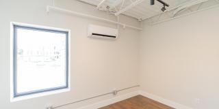 614 E Main Street Gallery 11