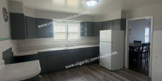 FOR RENT — SPACIOUS 3 BED / 1.5 BATH HOME Gallery 1