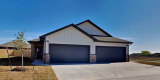 Luxury 3 Bedroom 2 Bathroom Duplex in Piedmont Schools Luxury 3 Bedroom 2 Bathroom Duplex in Piedmont Schools Gallery 1